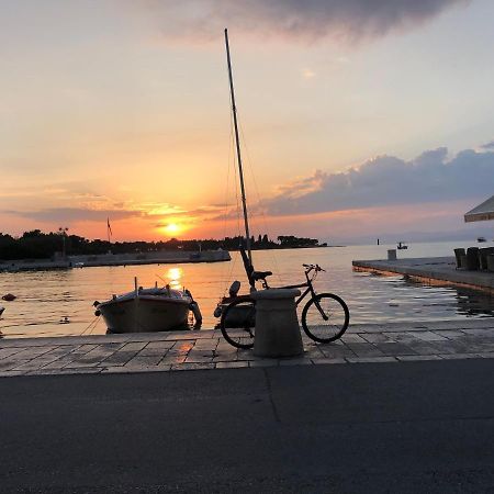 Holiday Home Brac ซูเปตาร์ ภายนอก รูปภาพ