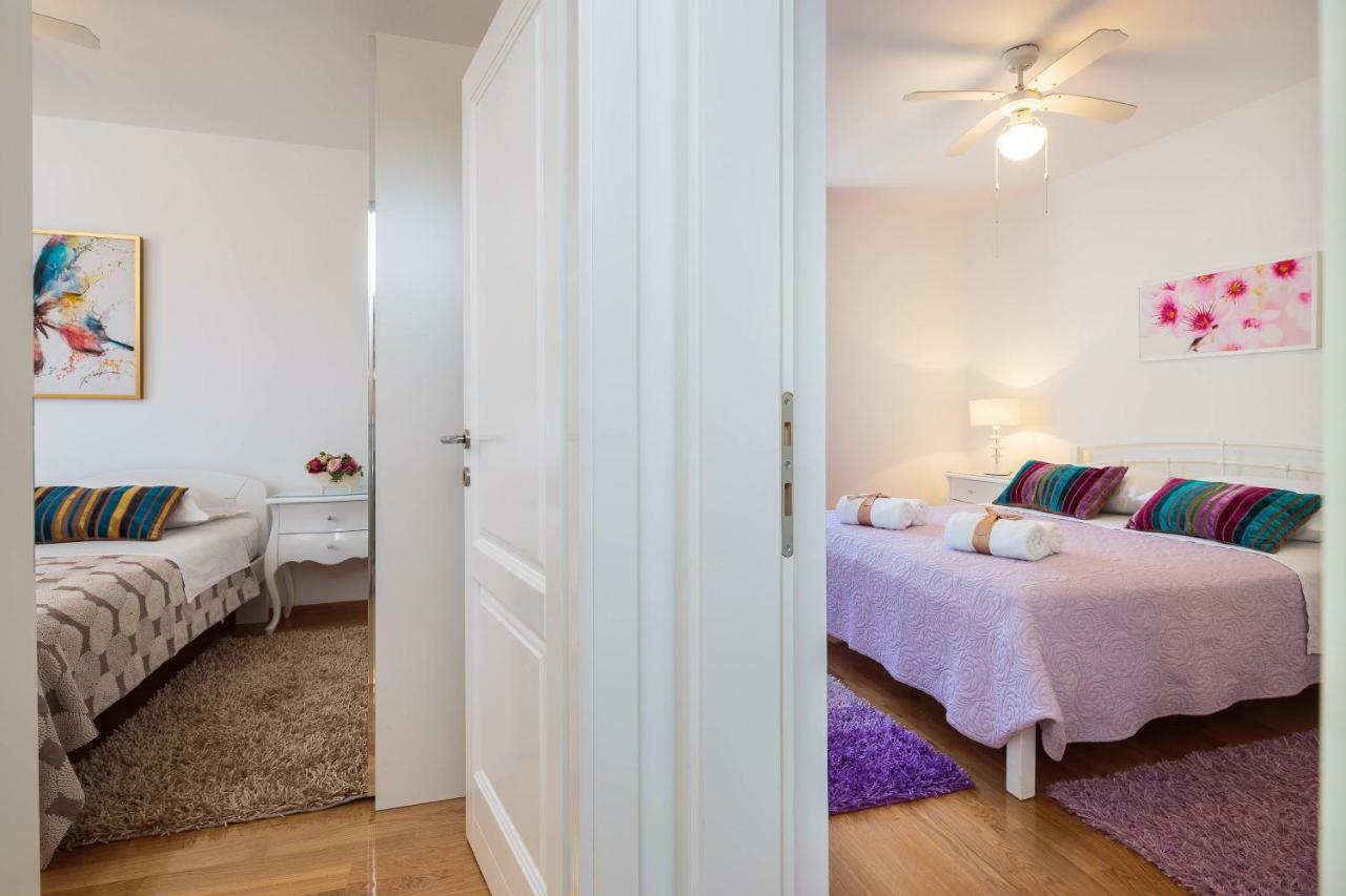 Holiday Home Brac ซูเปตาร์ ภายนอก รูปภาพ